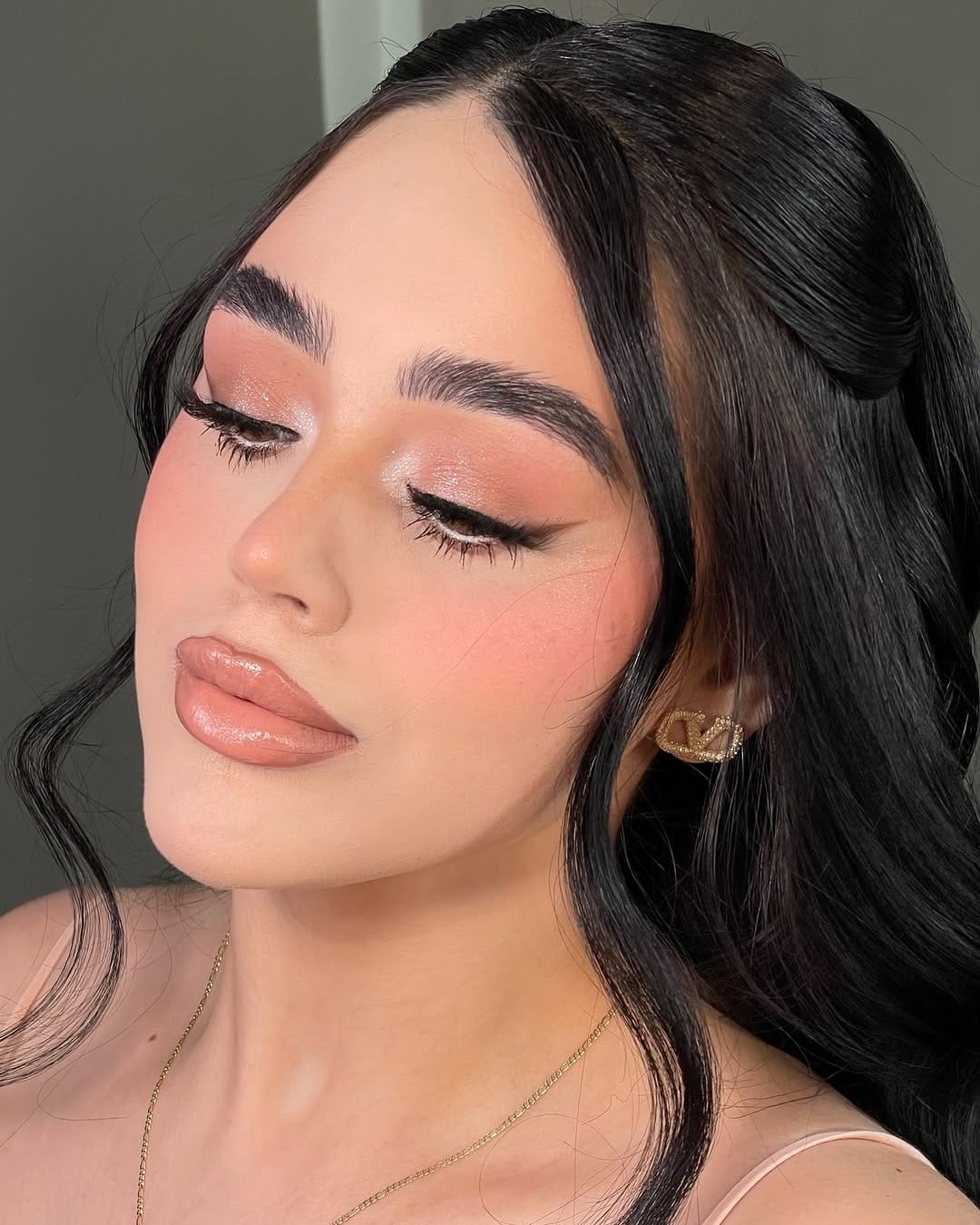 Post 9 by Makeup by Majo on Instagram (carousel)