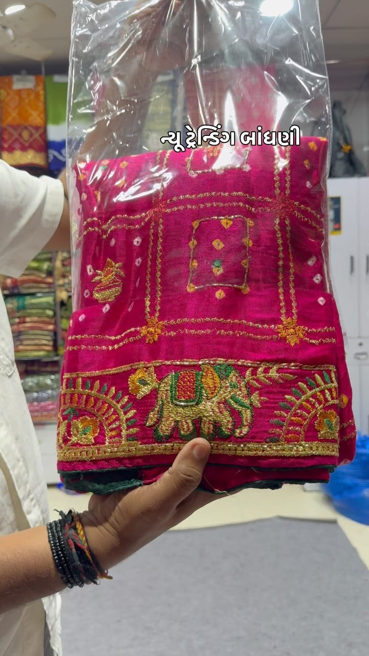 Post 4 by Devli Bandhani | Best Bandhani | Surat on Instagram (video)