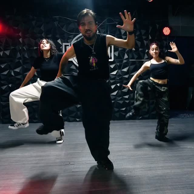 Post 2 by Murdah 🇲🇽 on Instagram (video)