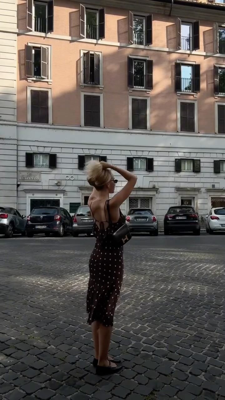 Post 3 by Juliane Diesner on Instagram (video)