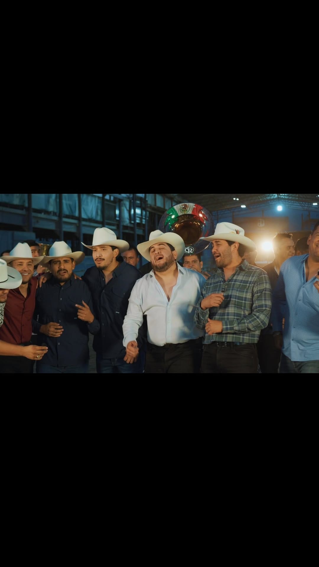 Post 10 by Banda Corona Del Rey on Instagram (video)