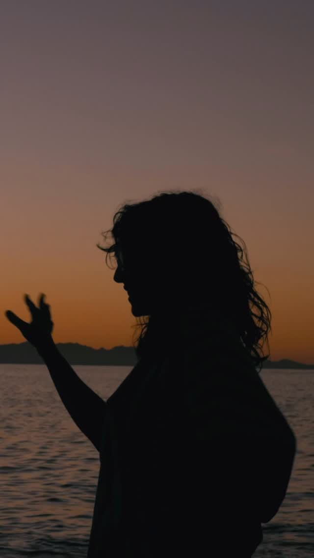 Post 6 by Marissa Mur on Instagram (video)