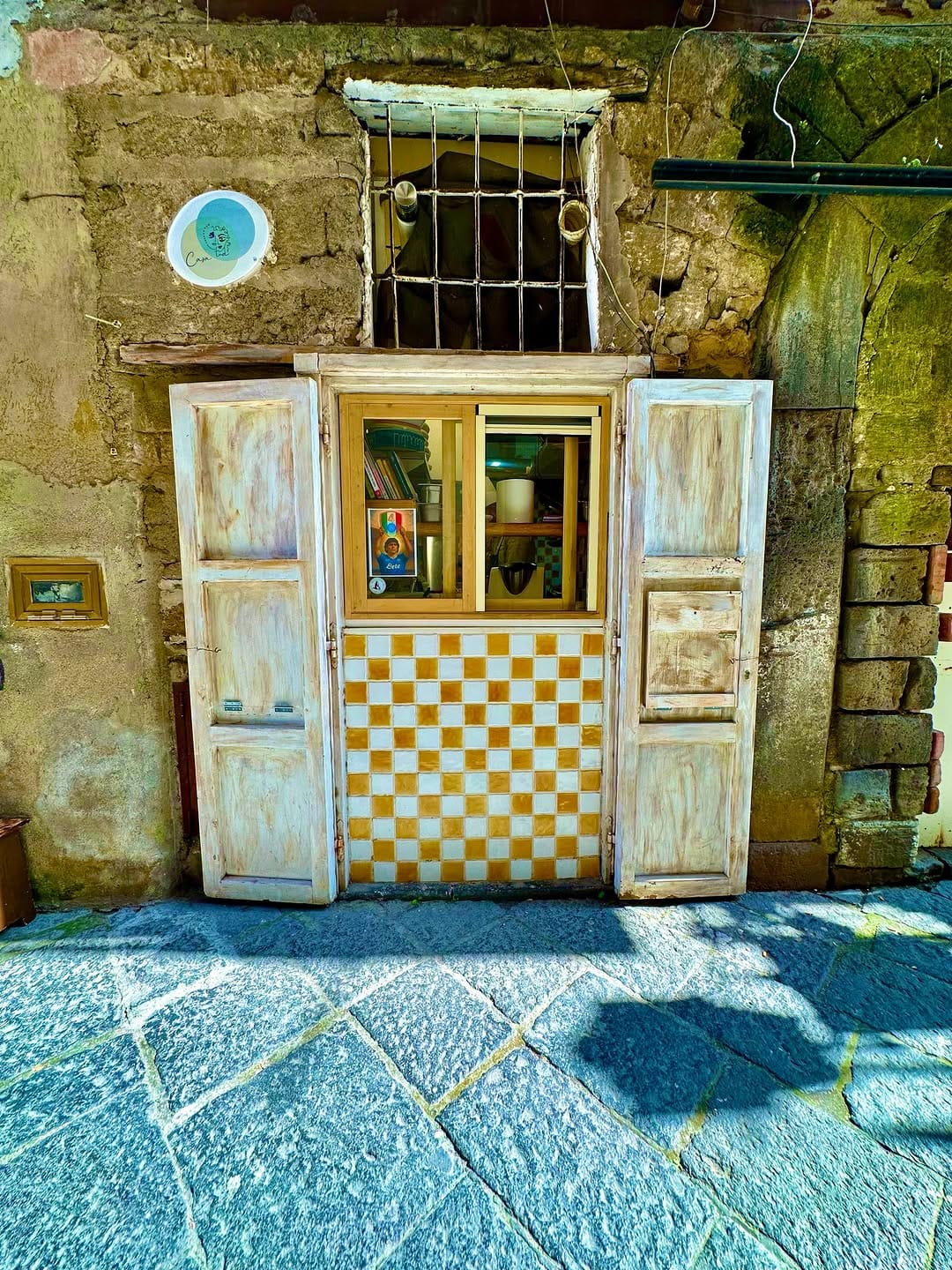 Post 6 by Muriel Dubois on Instagram (image)