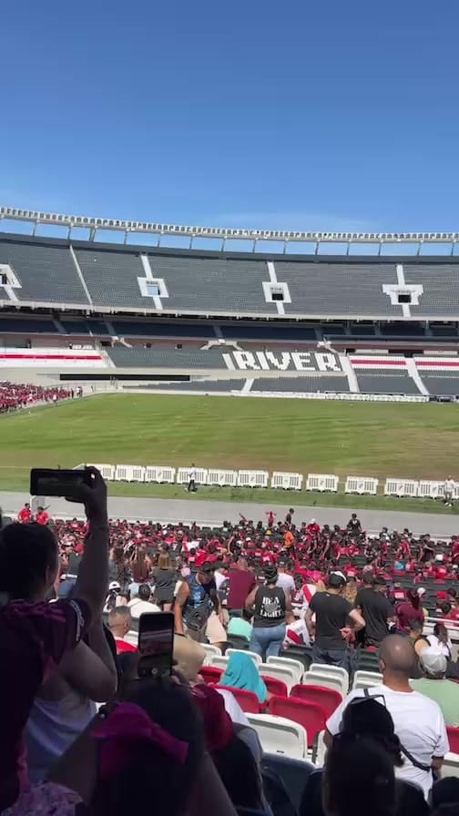 Post 6 by Leonardo Aragón on Instagram (video)