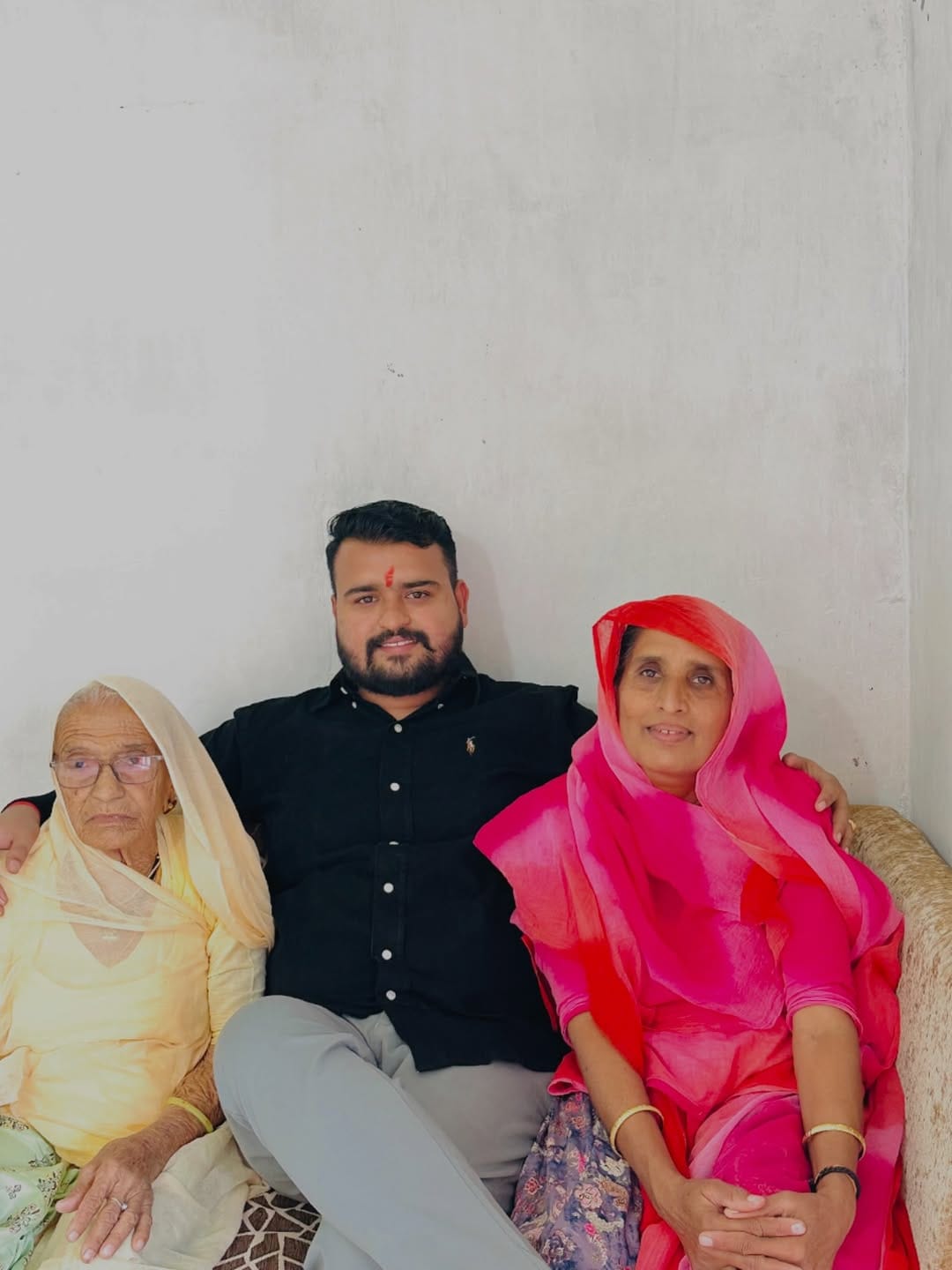 Post 2 by Pushpendra Singh on Instagram (image)