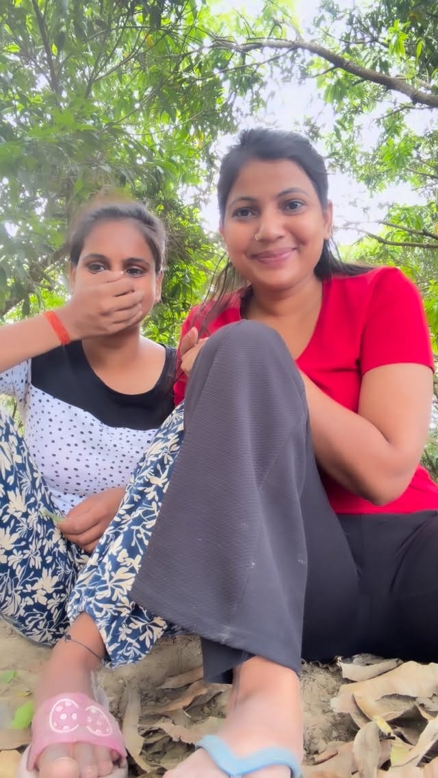 Post 5 by kajal maurya on Instagram (video)