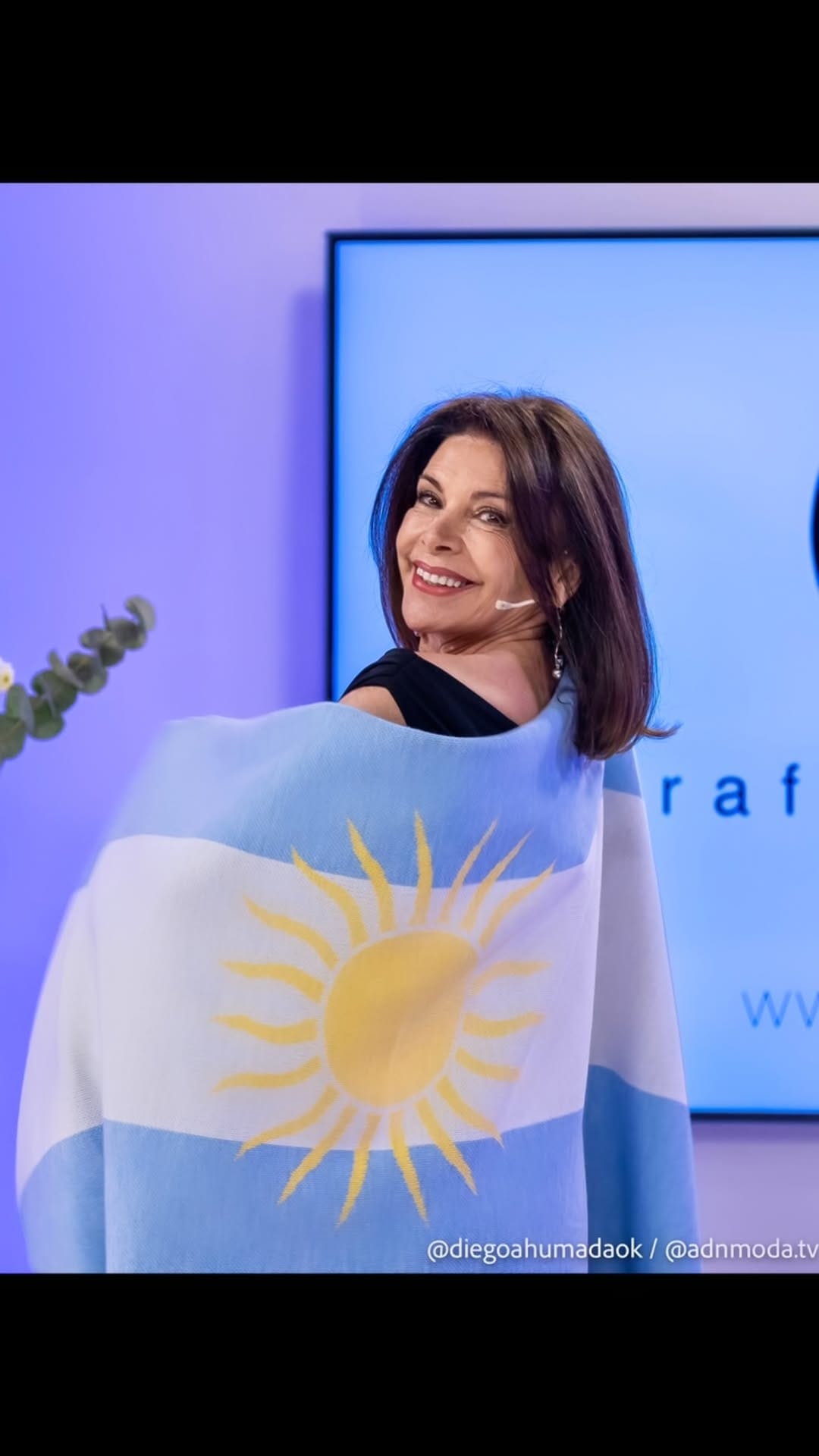 Post 5 by Fabiana Araujo on Instagram (video)