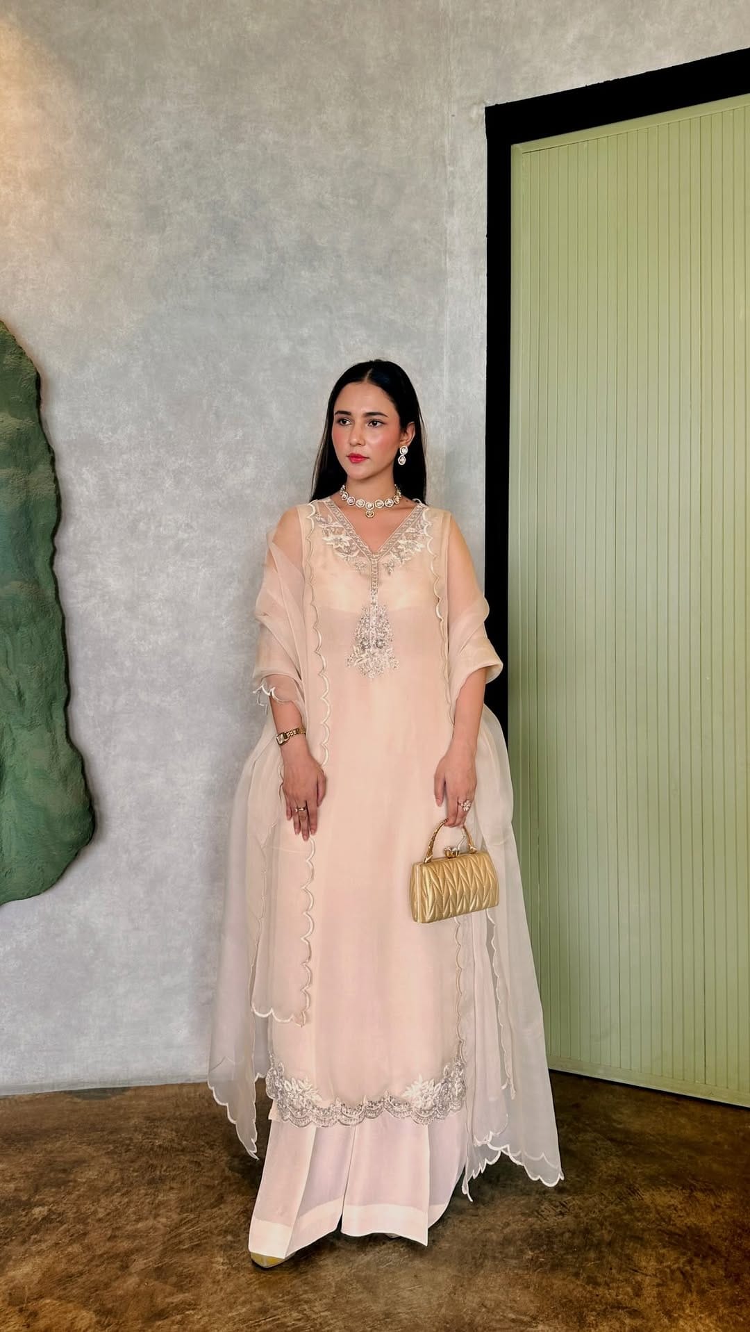 Post 4 by Ayesha Rajpoot on Instagram (video)