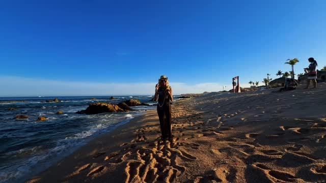 Post 5 by Kayi✮⋆°‧★ on Instagram (video)
