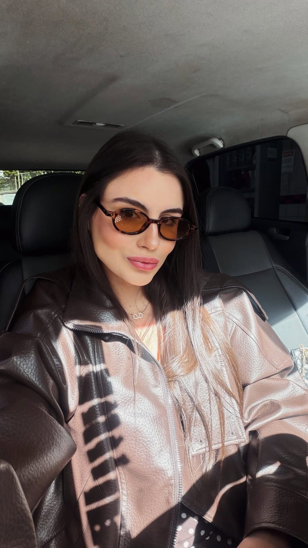 Post 2 by Maria Eduarda Lopes on Instagram (video)