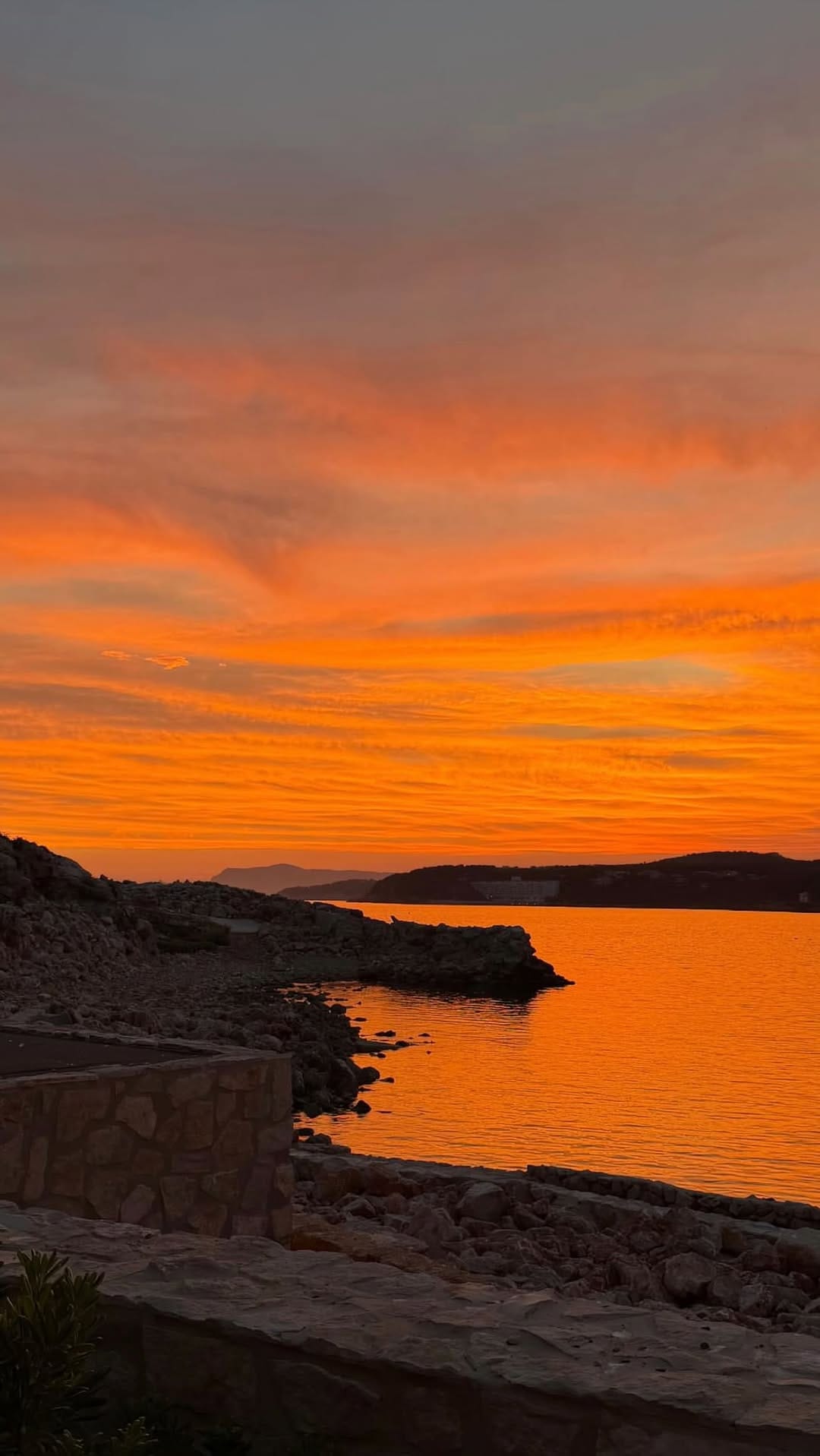 Post 2 by FRAAG MALAS on Instagram (video)