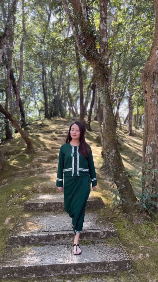 Post 8 by Angelina VL Hriatpuii on Instagram (video)