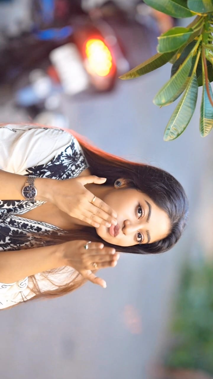 Post 3 by Bipasha Debnath on Instagram (video)