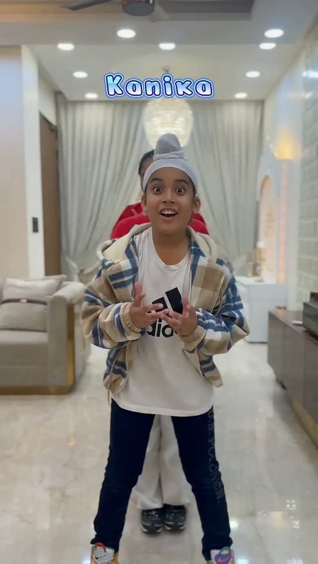 Post 8 by Siaan Singh 1313 on Instagram (video)
