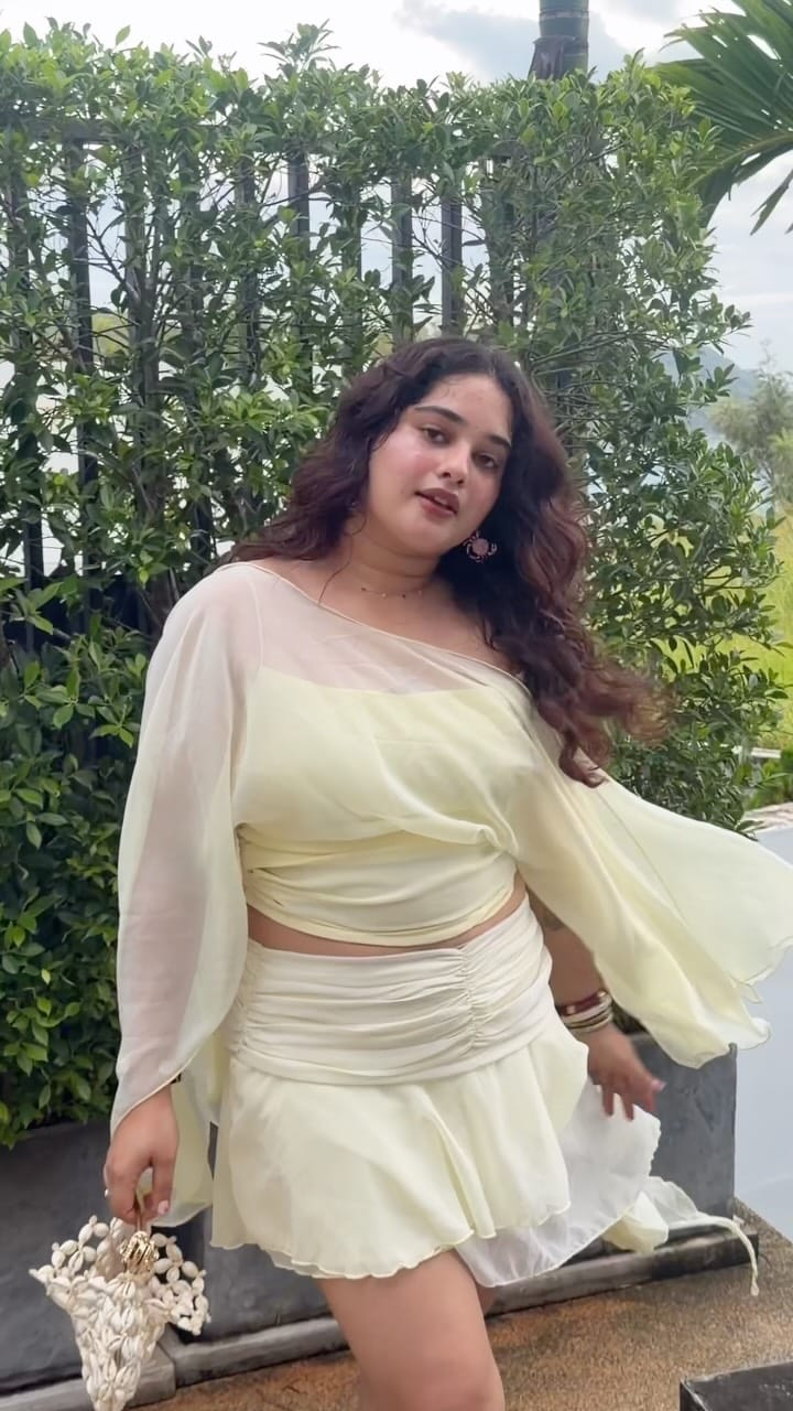 Post 1 by Laxmi Shetty on Instagram (video)