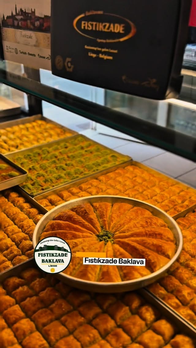Post 4 by FISTIKZADE BAKLAVA LİÈGE on Instagram (video)