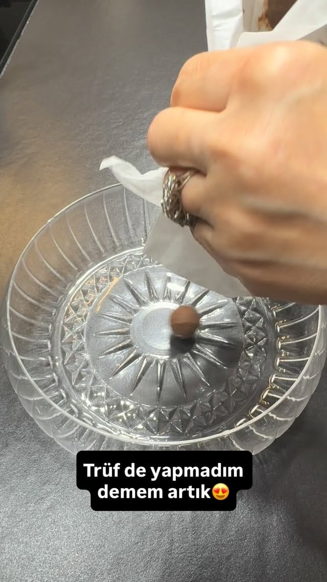 Post 5 by Gülizar Kızılkaya on Instagram (video)