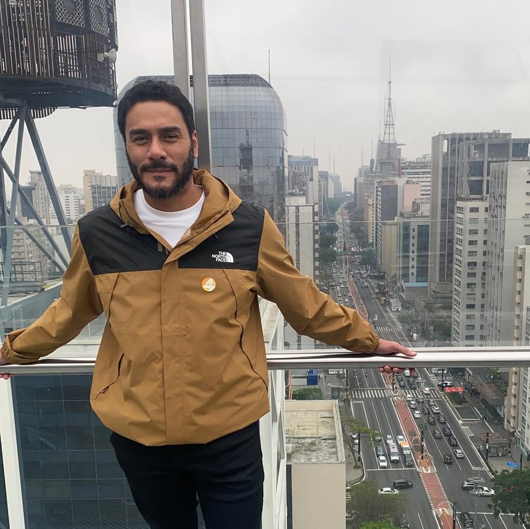 Post 8 by Jesús Delgado on Instagram (carousel)