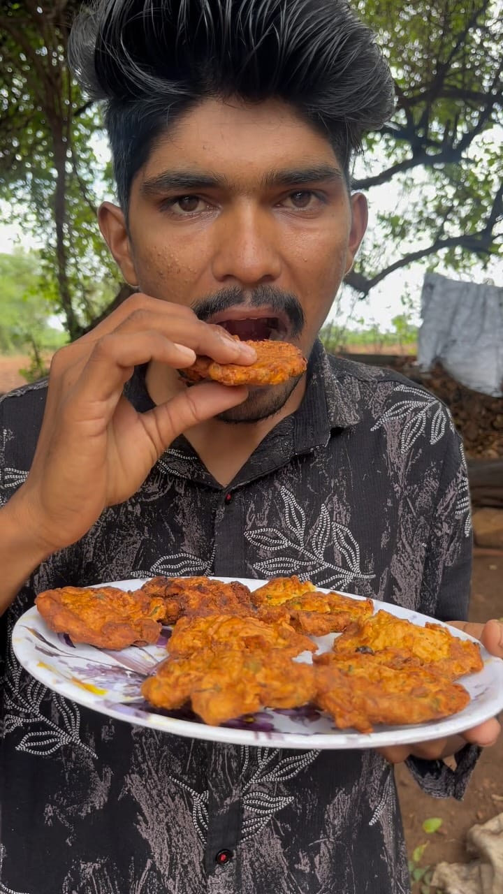Post 3 by Sankhat Vipulbhai on Instagram (video)