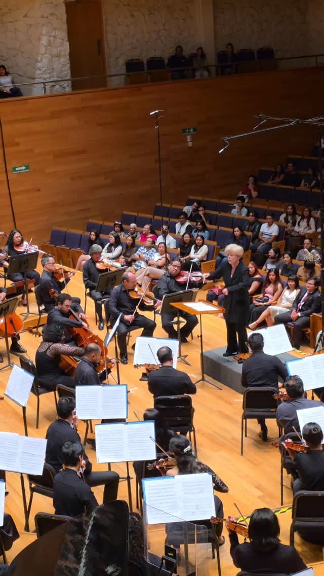 Post 8 by Orquesta Sinfónica de Xalapa on Instagram (video)