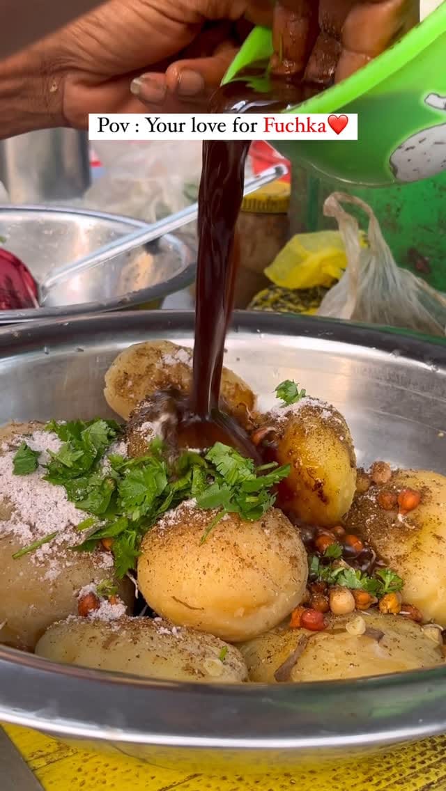 Post 9 by 𝐏𝐫𝐢𝐲𝐚𝐧𝐤𝐚 𝐒𝐚𝐡𝐚 | Kolkata on Instagram (video)