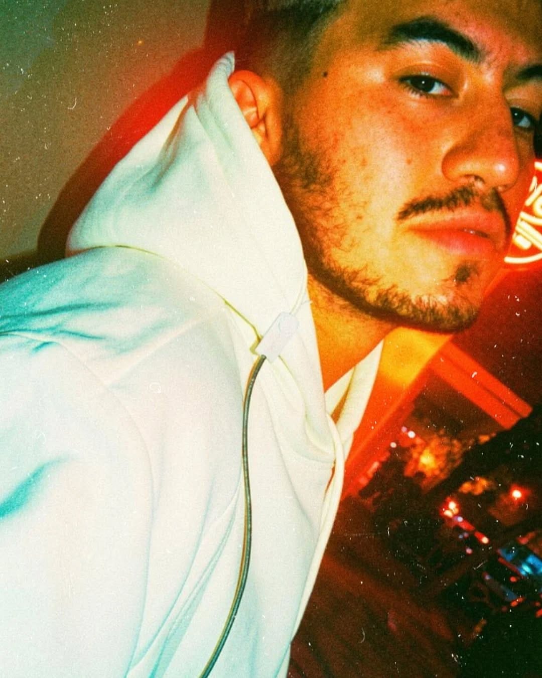 Post 10 by Christian Britos on Instagram (carousel)