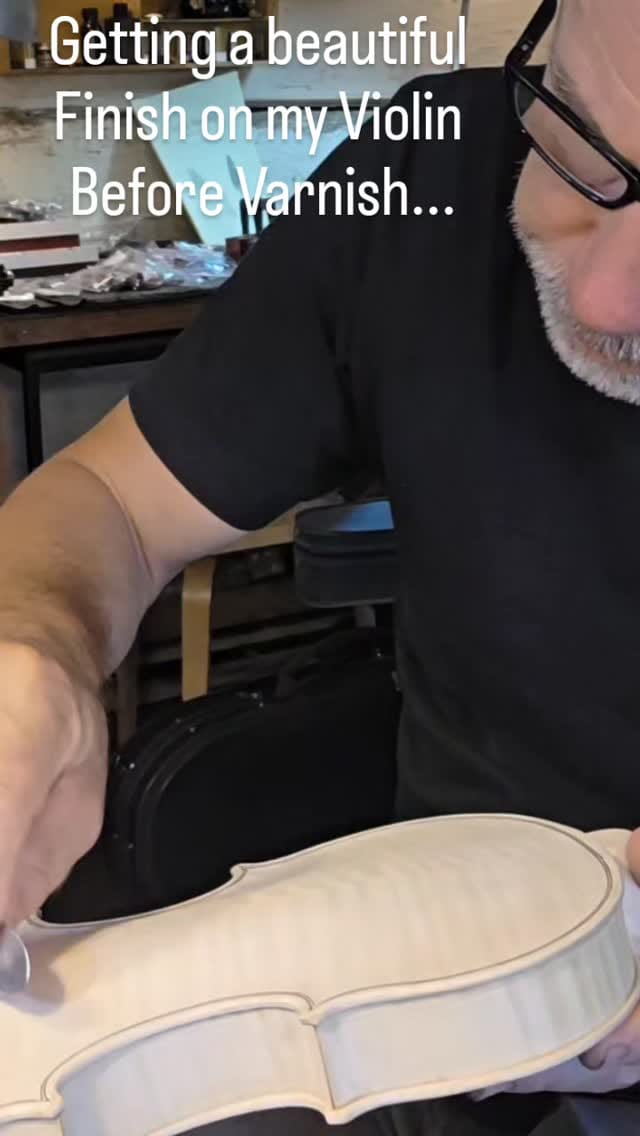 Post 10 by Olaf Grawert Violin Studio on Instagram (video)