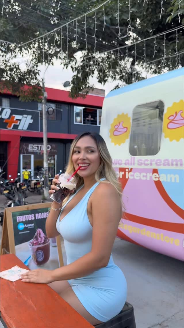 Post 3 by Ximena Tovar on Instagram (video)