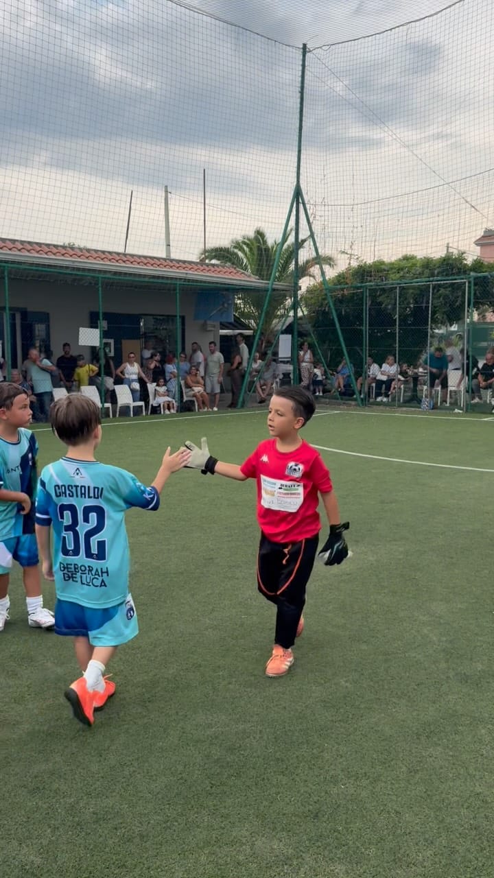 Post 6 by Osta Studio Fotografico on Instagram (video)