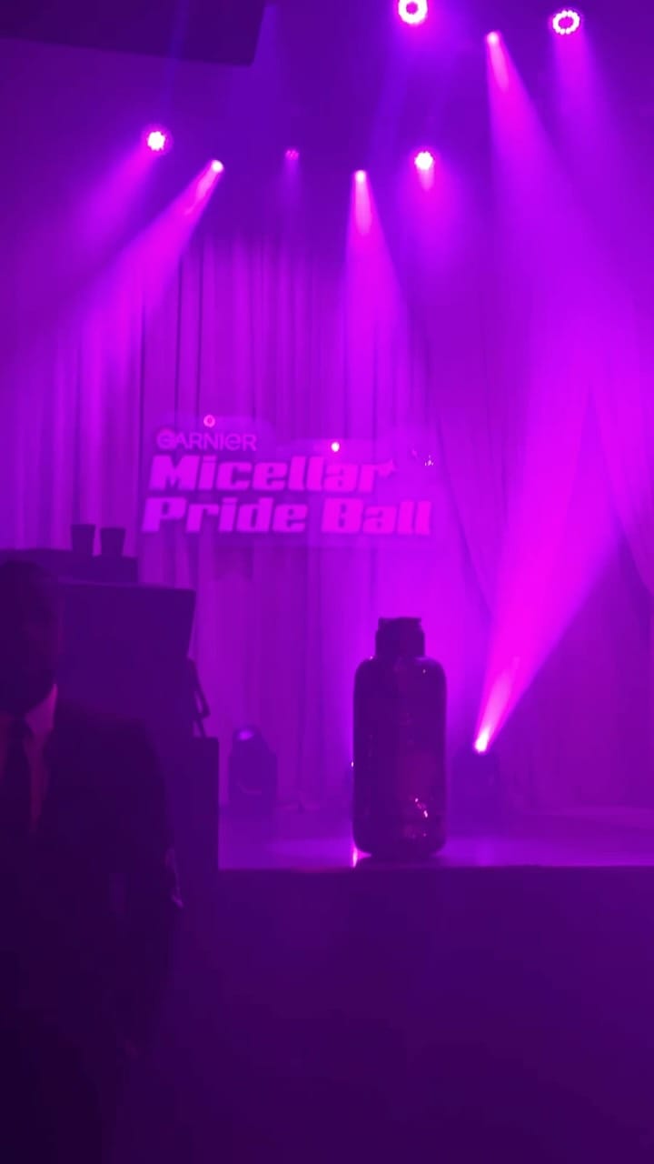 Post 5 by 𝓢𝓲𝓶𝓶𝓲 on Instagram (video)