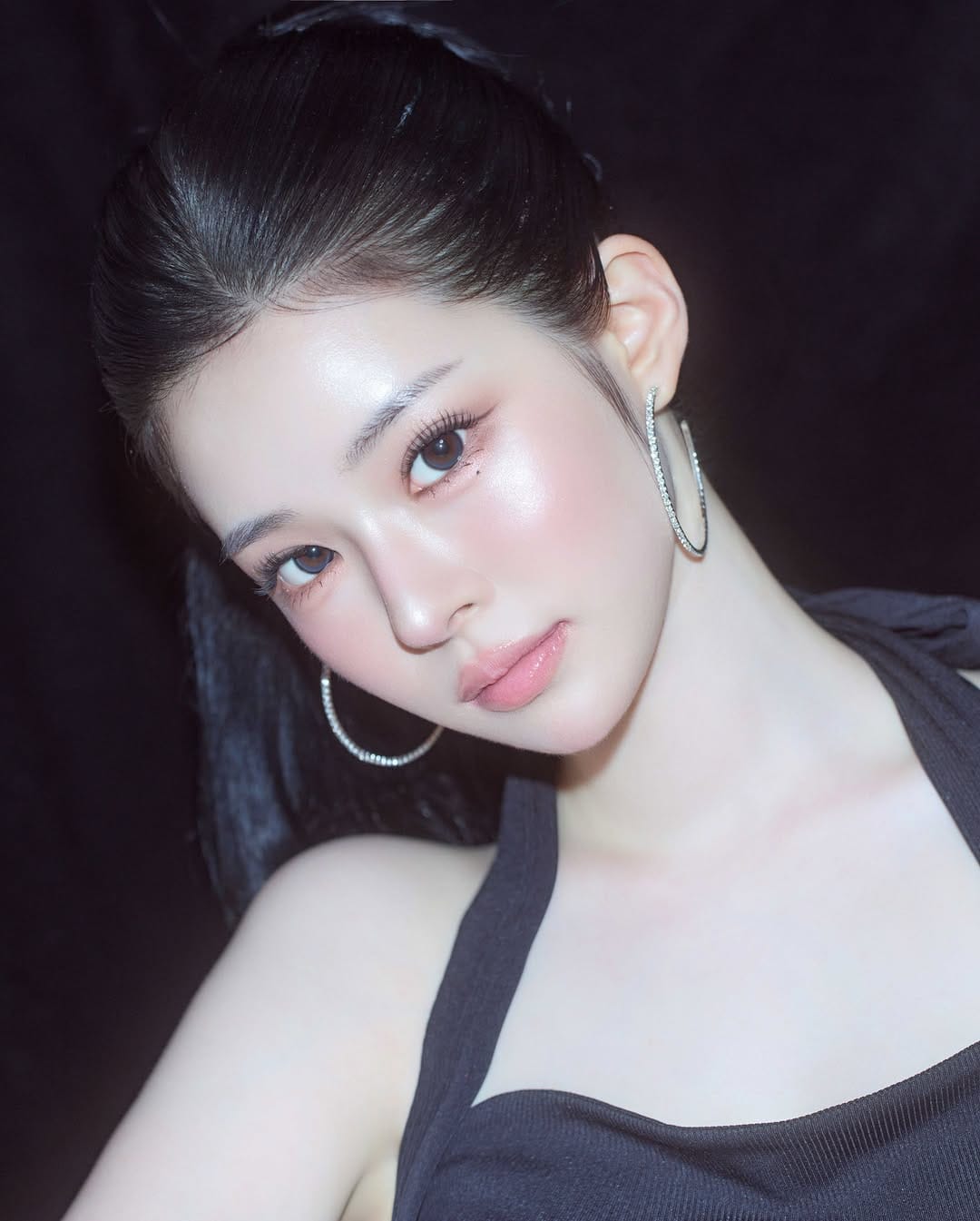 Post 2 by 메이크업 헤어 프리랜서 김소연 on Instagram (carousel)