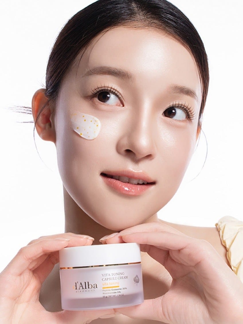 Post 4 by 메이크업 헤어 프리랜서 김소연 on Instagram (carousel)