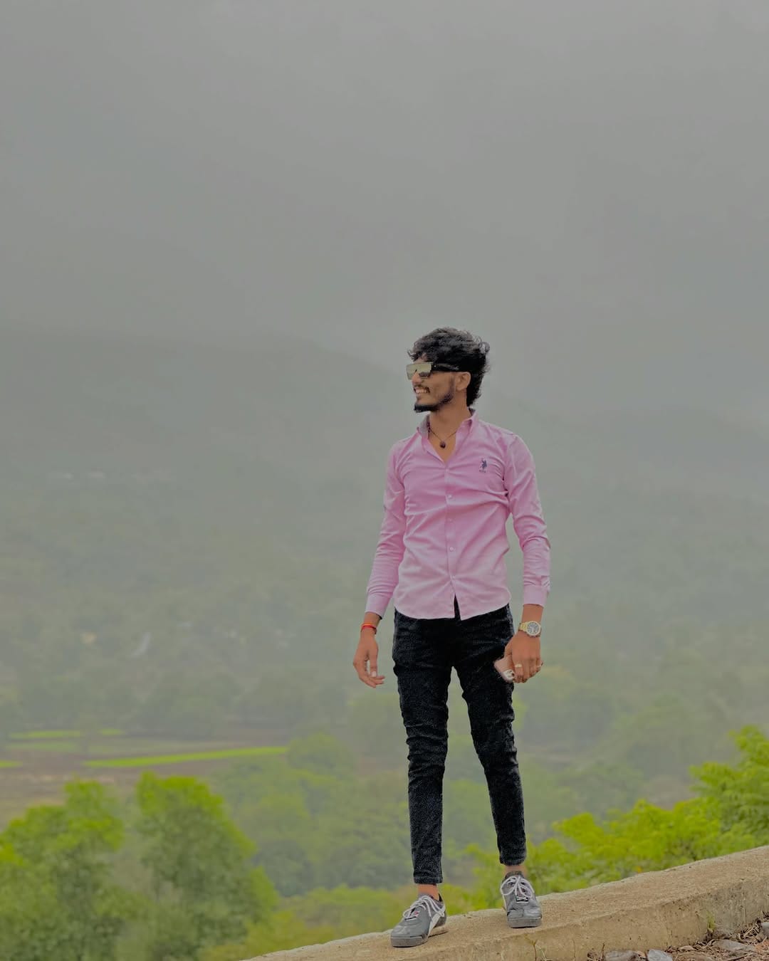 Post 2 by यश सोपानशेठ चोरघडे 🤴🏻 on Instagram (carousel)