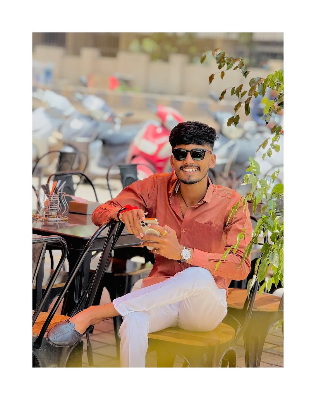 Post 9 by यश सोपानशेठ चोरघडे 🤴🏻 on Instagram (carousel)