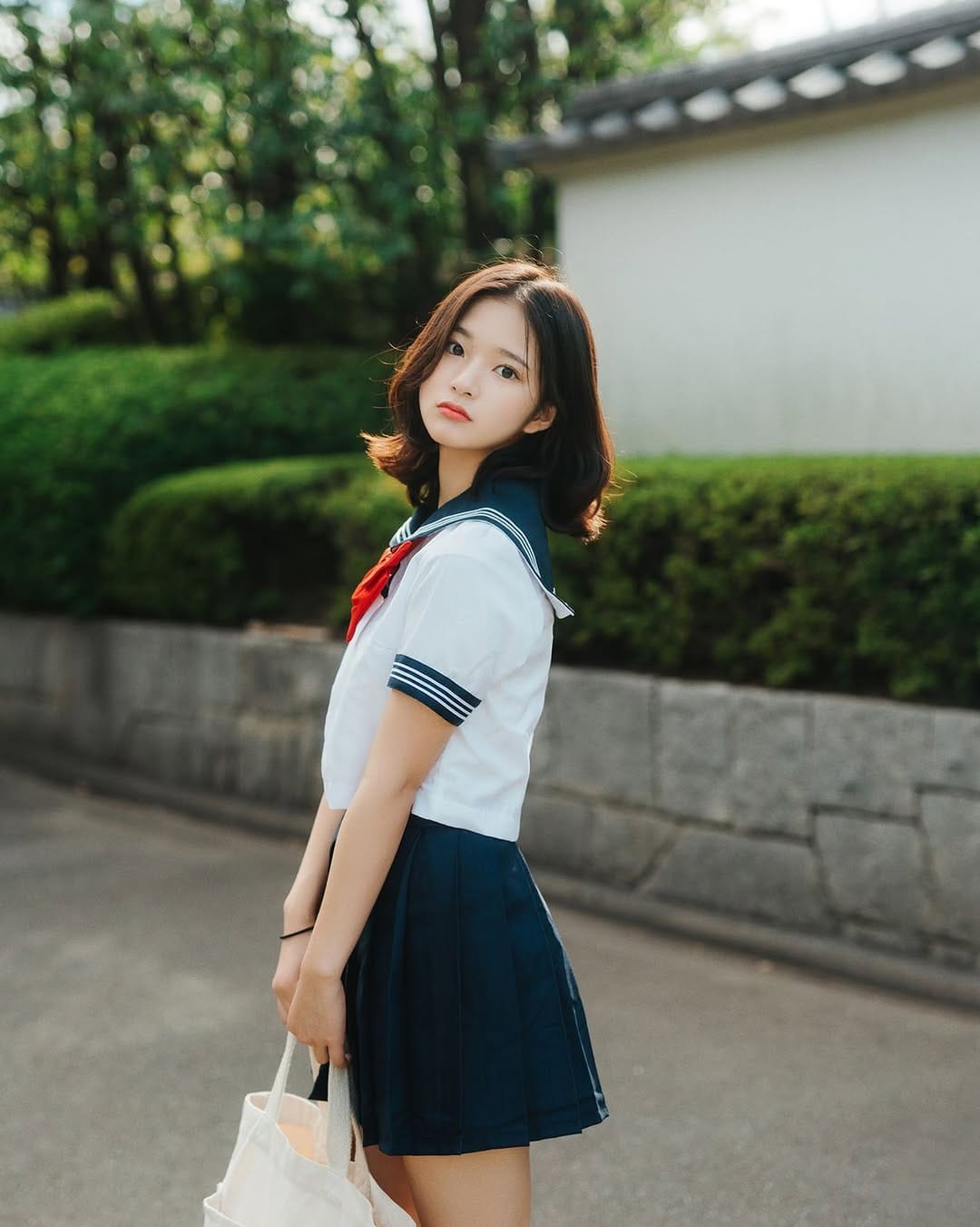 Post 9 by HIRO on Instagram (image)