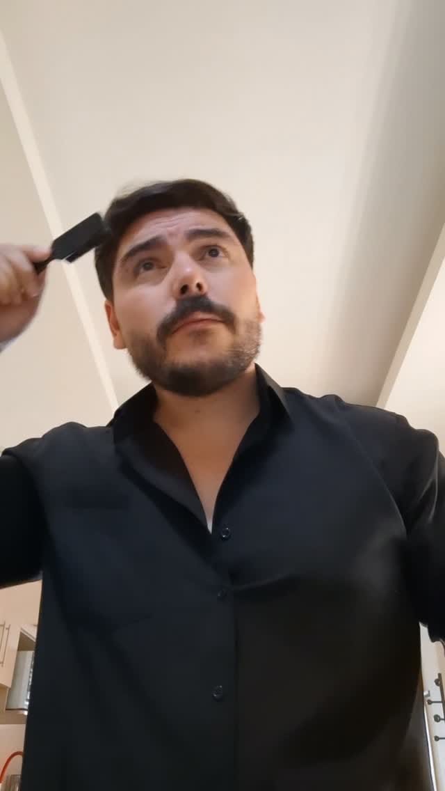 Post 5 by Alex Bonilla on Instagram (video)