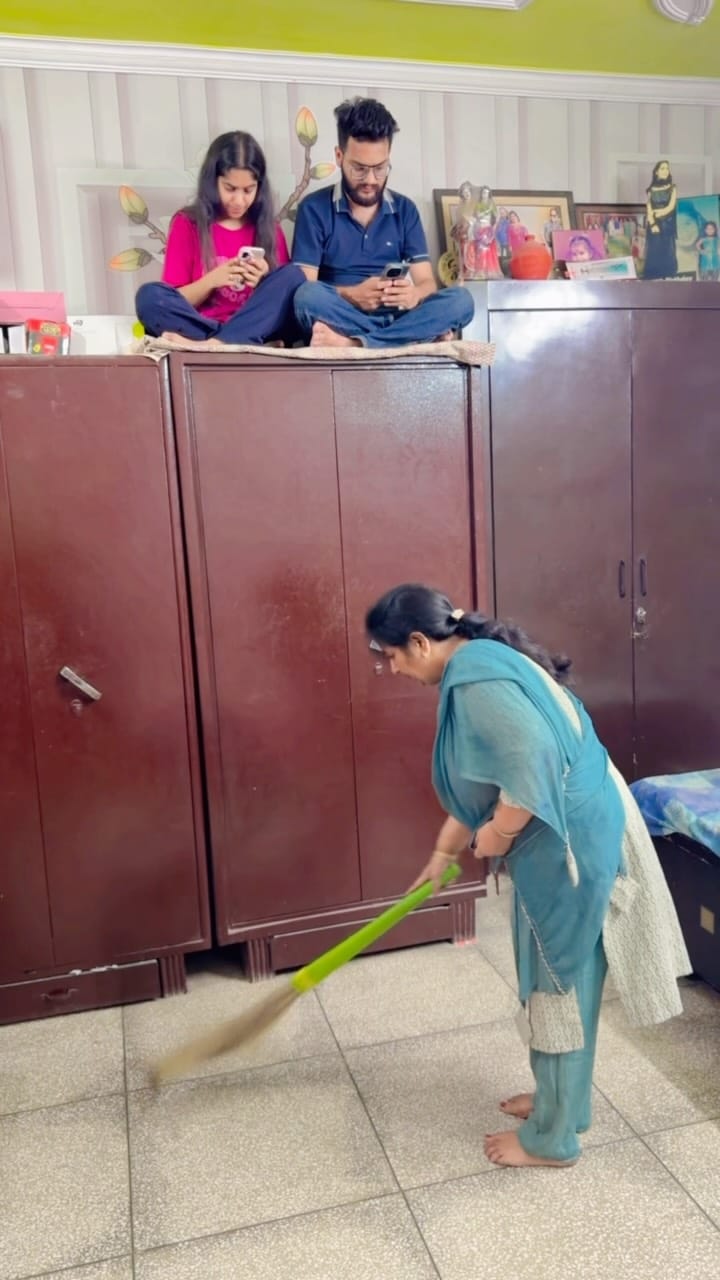 Post 6 by Gaurav chugh on Instagram (video)