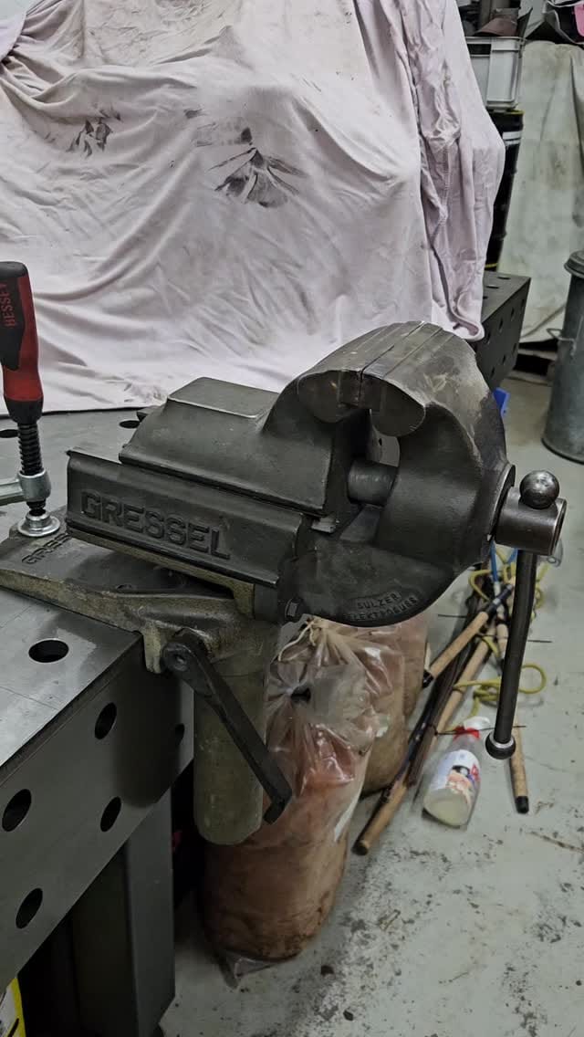Post 8 by Bart Harkema Metalworks on Instagram (video)