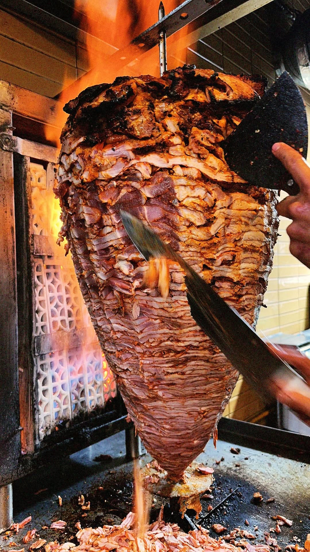Post 4 by Taqueria LA TOSKA®️ on Instagram (video)
