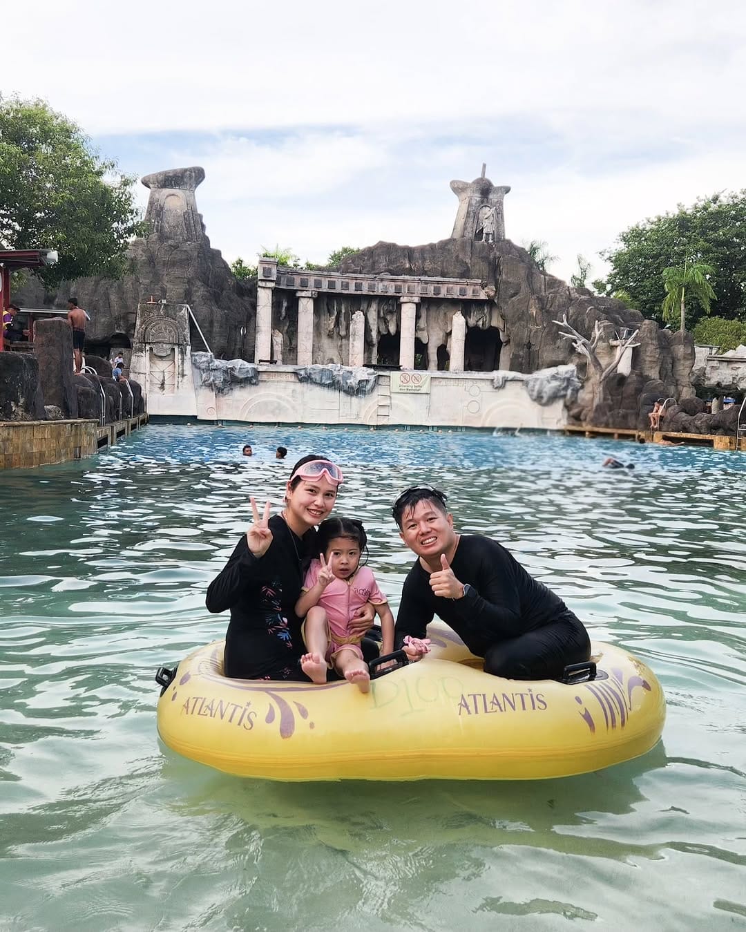 Post 9 by Shinta Yuliana on Instagram (carousel)