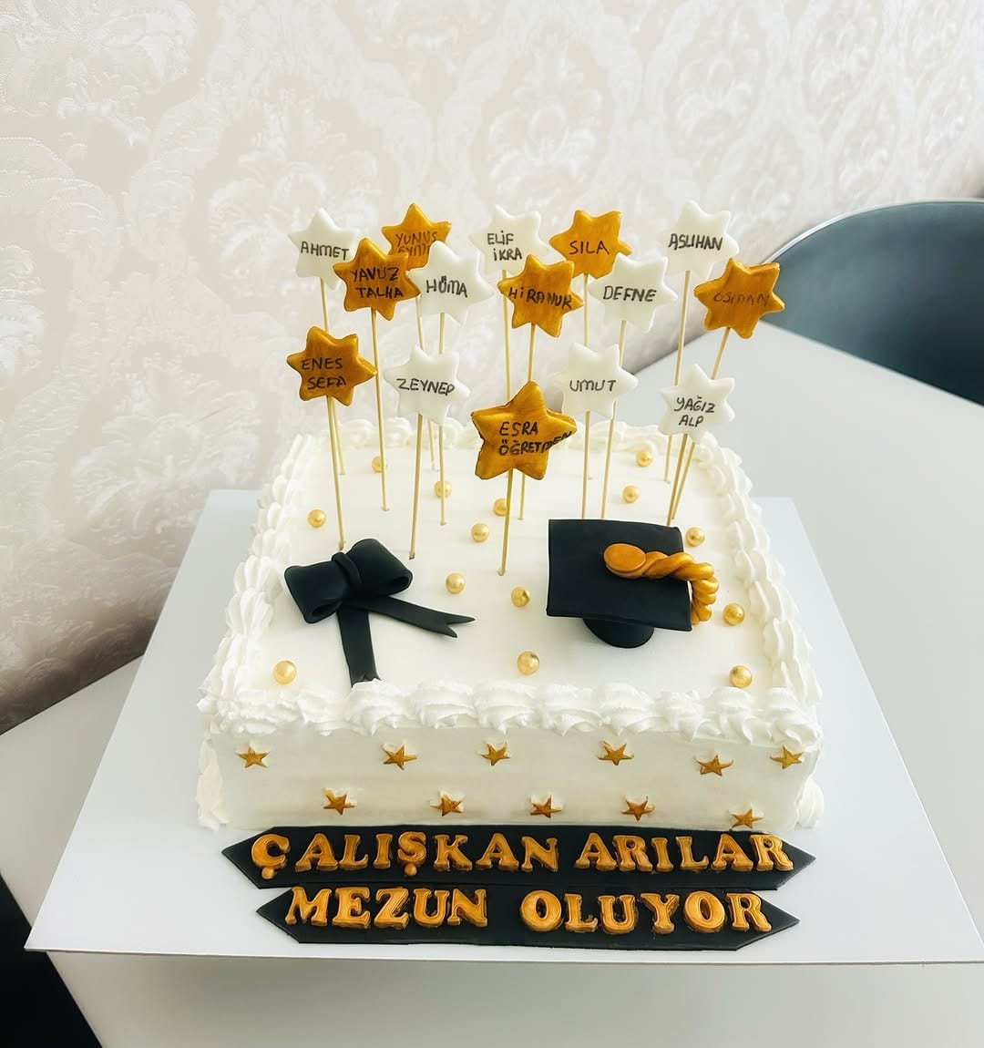 Post 10 by HAFİZE KAYA on Instagram (image)