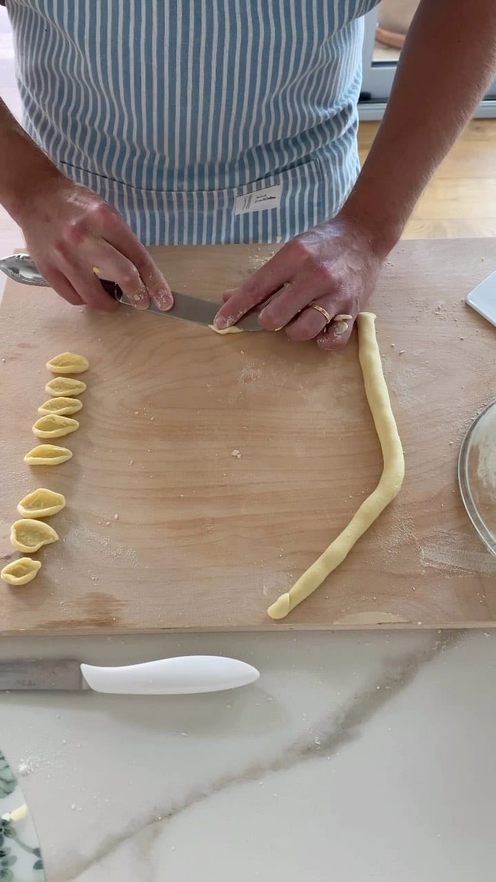 Post 10 by Anna Gentile on Instagram (video)