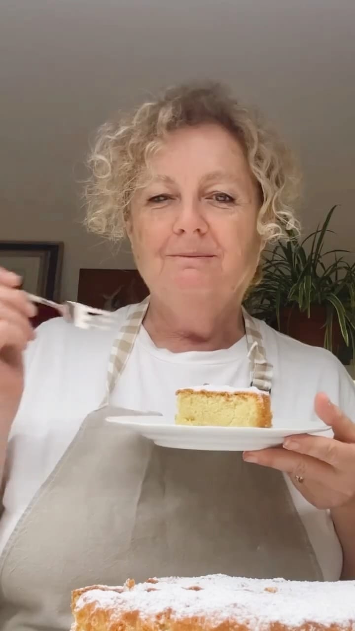 Post 6 by Anna Gentile on Instagram (video)