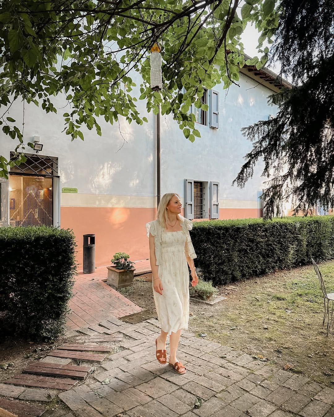 Post 8 by Chiara Minacciolo • Mummy Iaia | Travel & Lifestyle on Instagram (carousel)