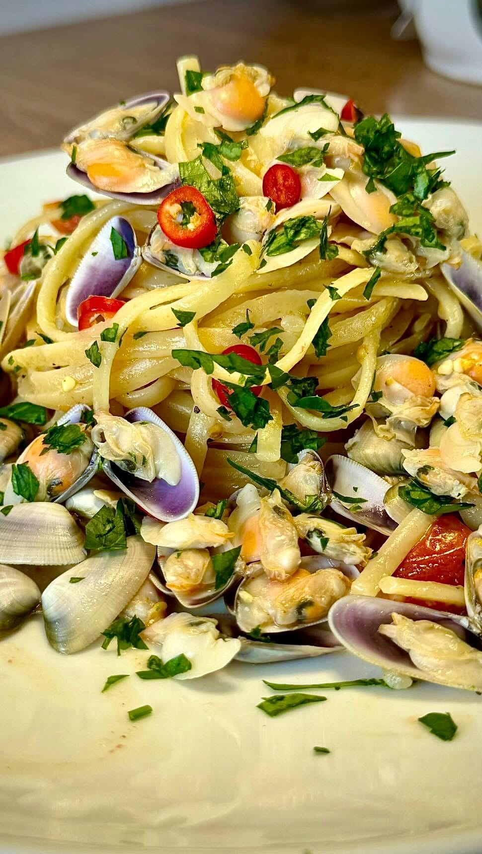Post 5 by ᑕᗩᖇᗰᎥᑎᗴ | Food Content Creator on Instagram (video)