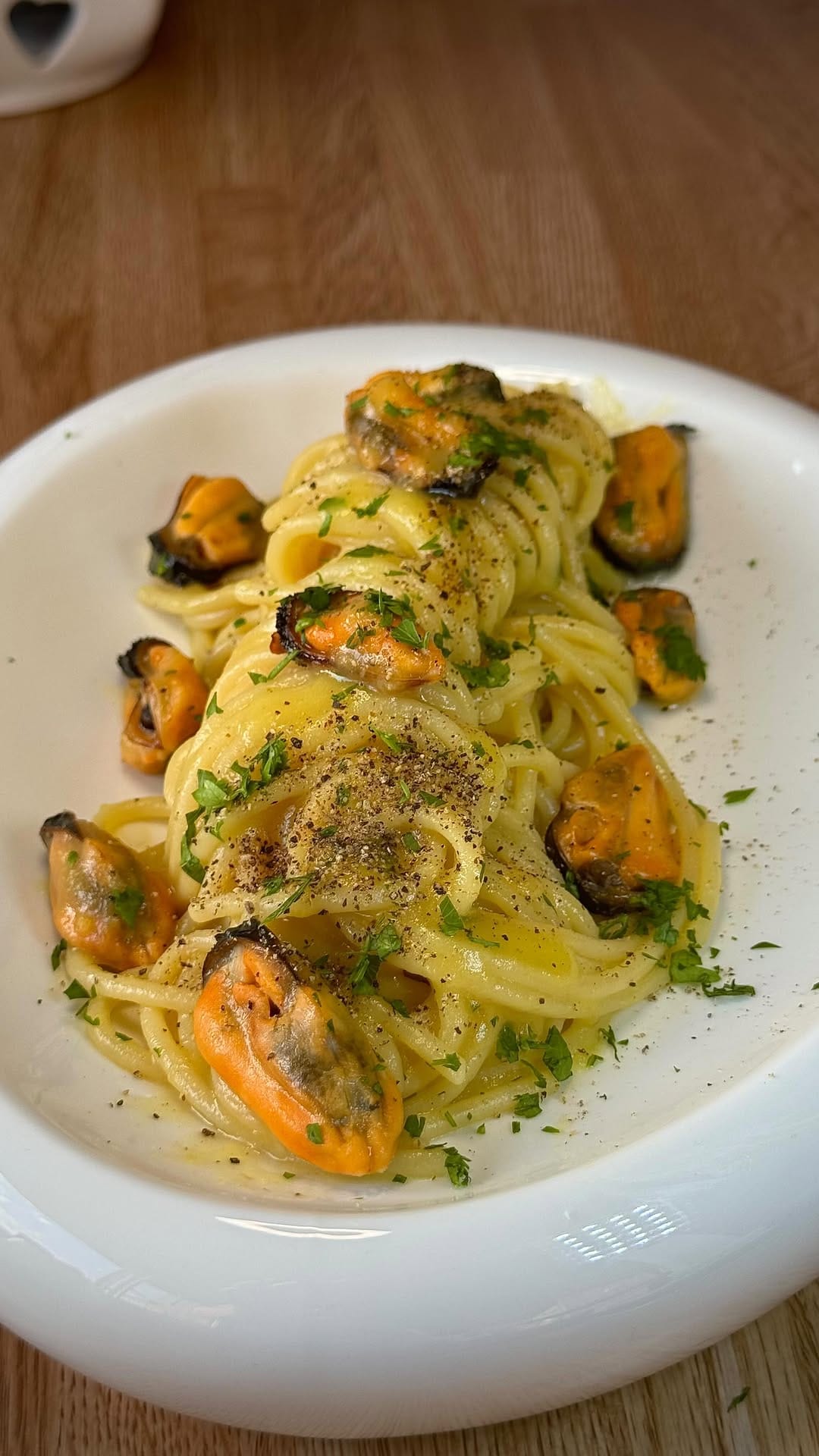 Post 9 by ᑕᗩᖇᗰᎥᑎᗴ | Food Content Creator on Instagram (video)