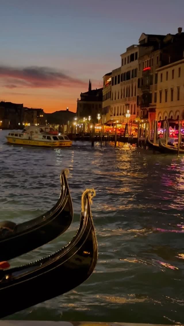 Post 5 by DISCOVERY ☆ ITALY 🇮🇹 on Instagram (video)