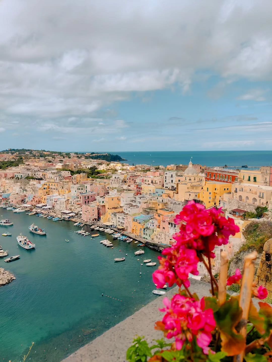 Post 4 by DISCOVERY ☆ ITALY 🇮🇹 on Instagram (image)
