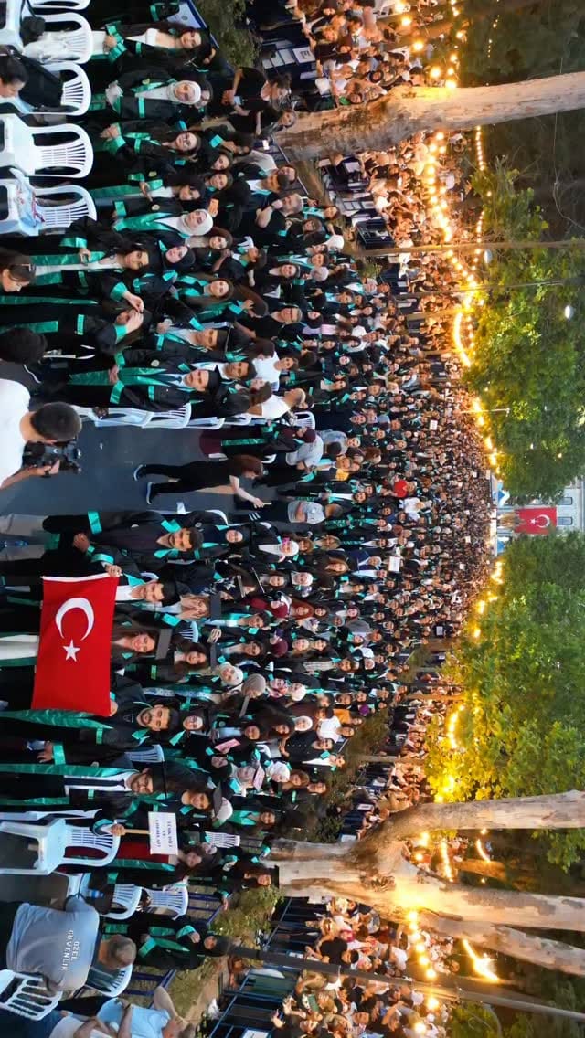 Post 1 by İ.Ü. Edebiyat Fakültesi on Instagram (video)