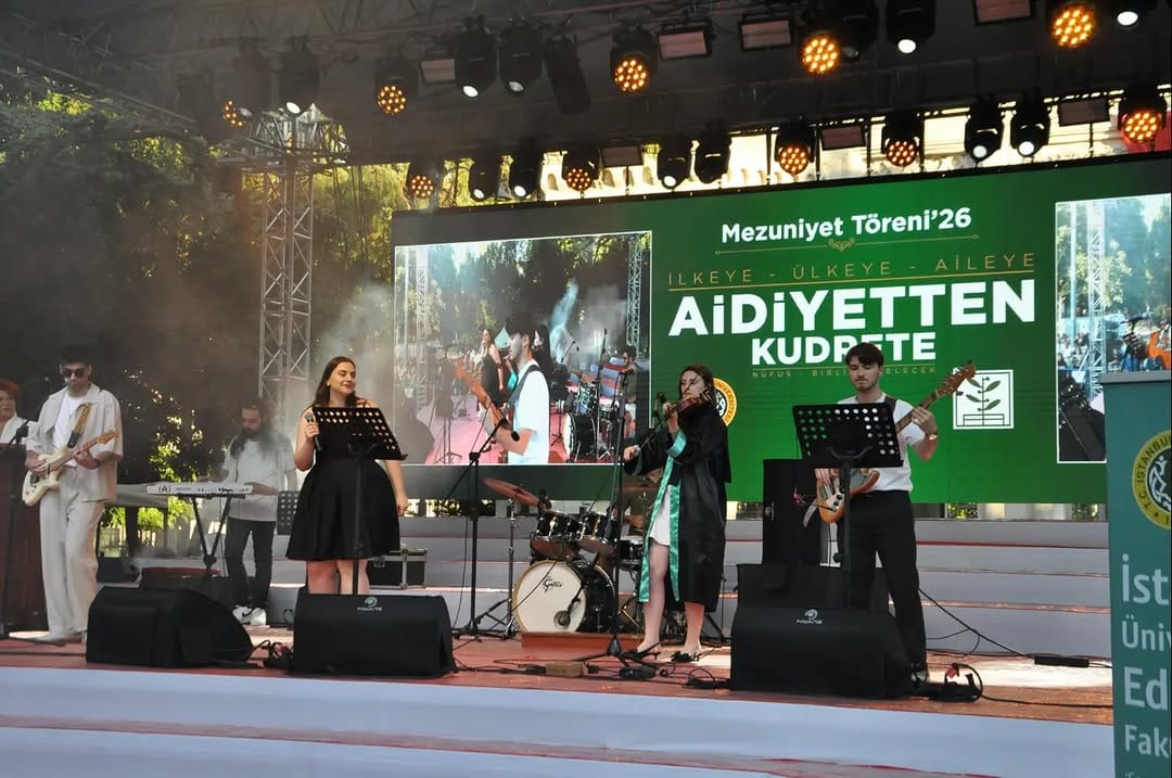 Post 3 by İ.Ü. Edebiyat Fakültesi on Instagram (carousel)